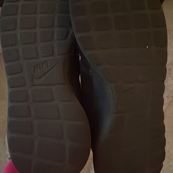 •𝙱𝙻𝙰𝙲𝙺 𝙽𝙸𝙺𝙴 𝚂𝙷𝙾𝙴𝚂 - Picture 8 of 9